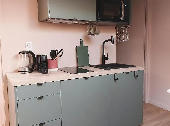 Madame Bergamote Apartment